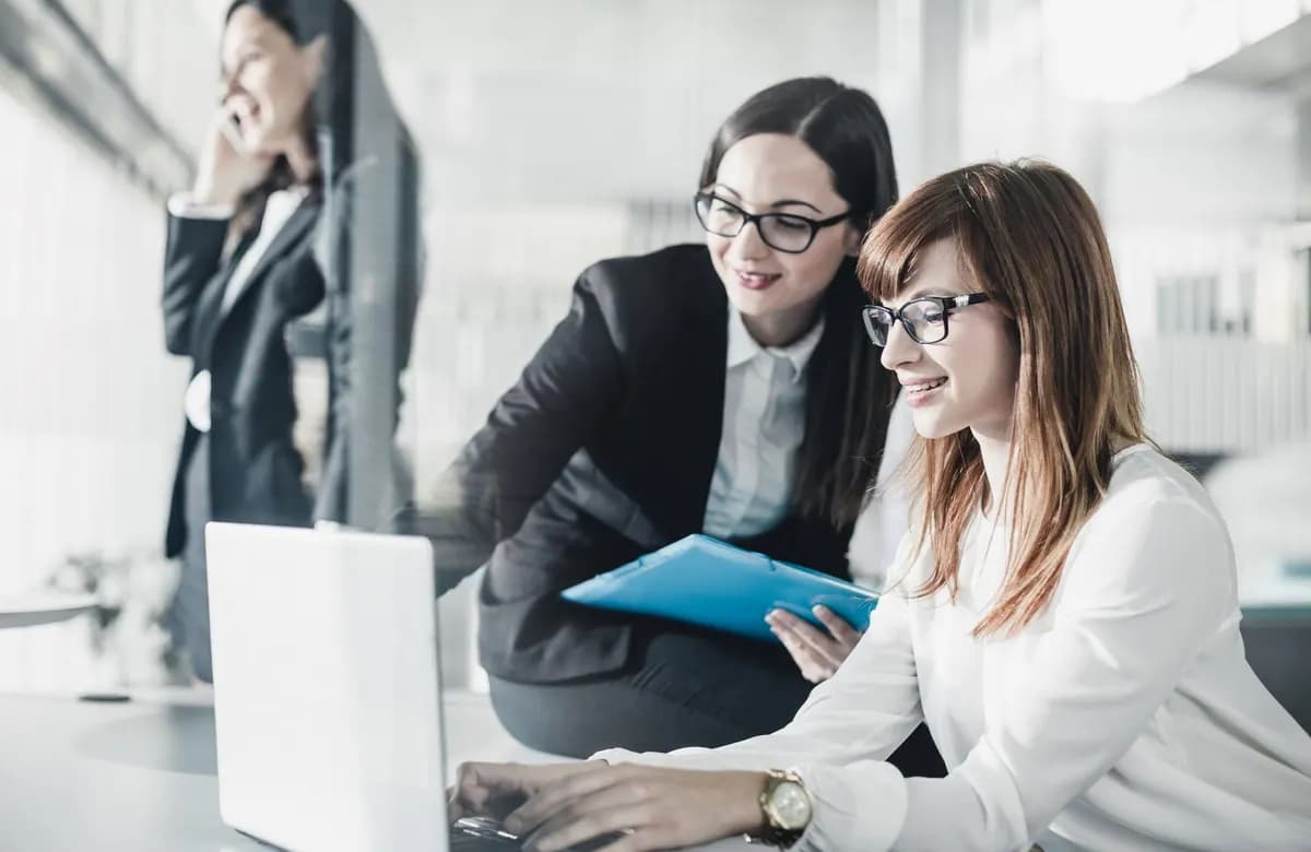 Por que devo utilizar um software de compliance na empresa?